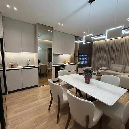 Gold Square Apartment